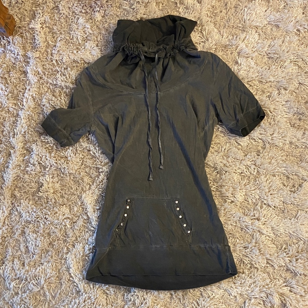 Edgy Charcoal Women's Hoodie with Button Accents